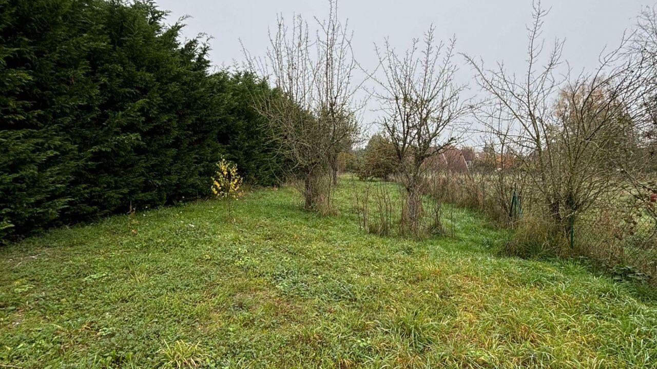 terrain  pièces 1170 m2 à vendre à Saint-Broingt-le-Bois (52190)