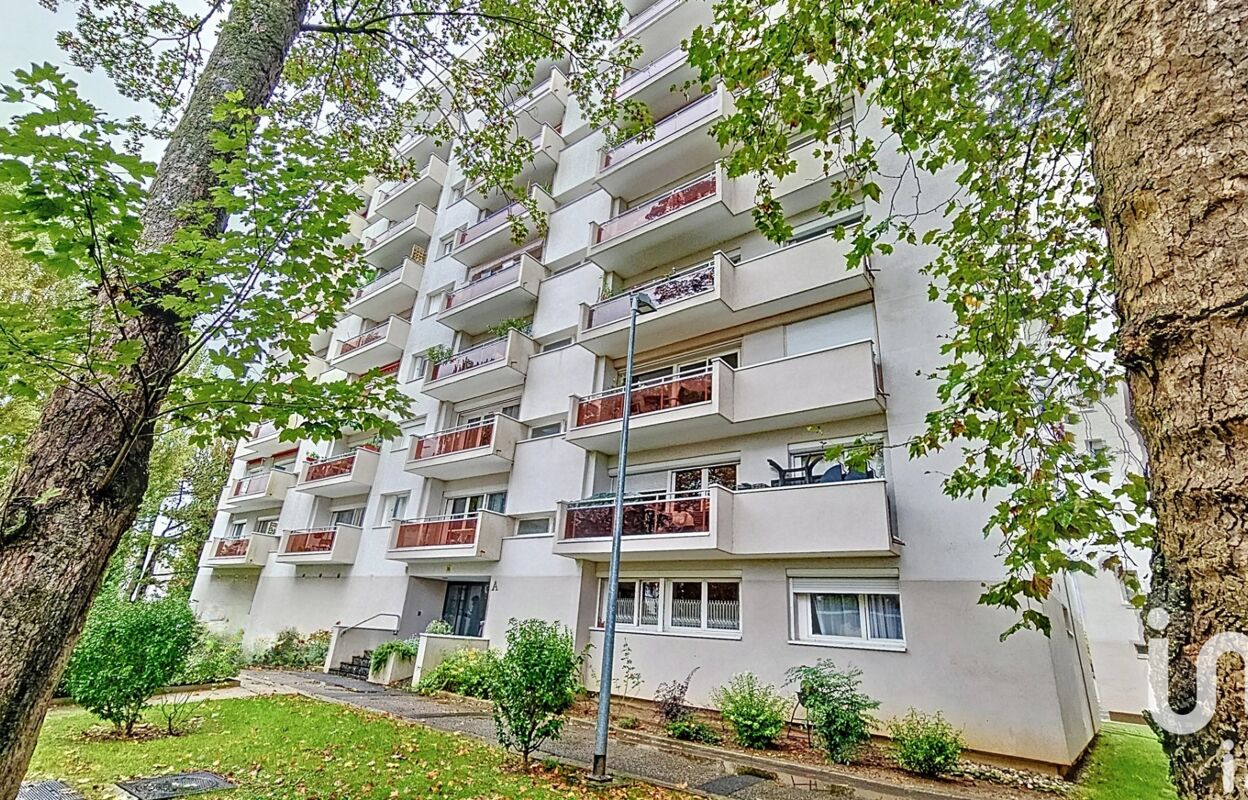 appartement 2 pièces 47 m2 à vendre à Montereau-Fault-Yonne (77130)