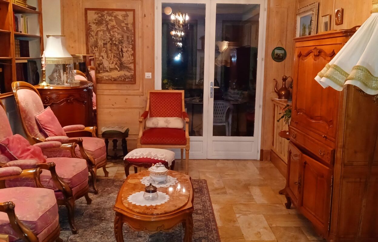 maison 5 pièces 198 m2 à vendre à La Ferté-sous-Jouarre (77260)