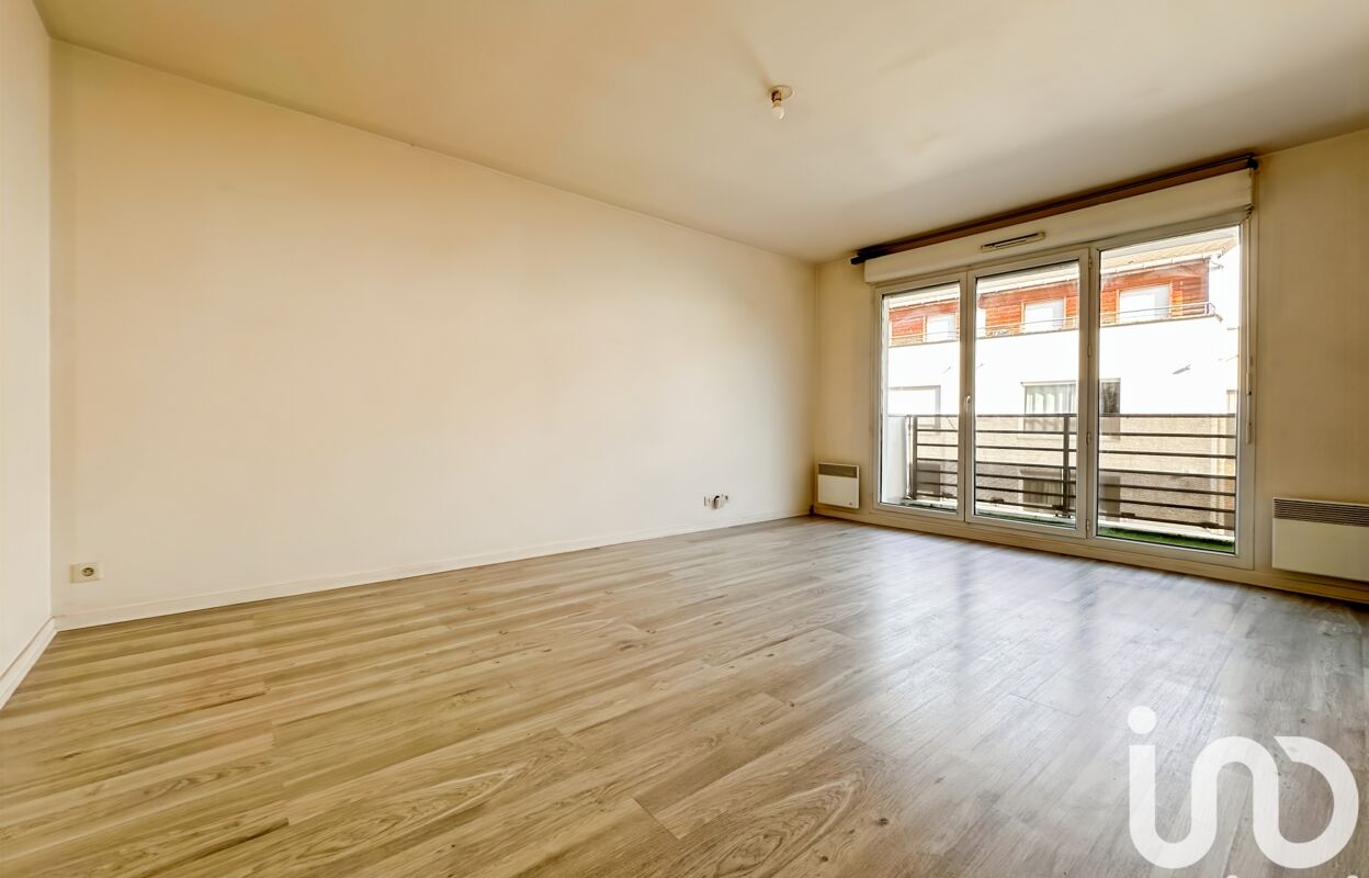 appartement 2 pièces 43 m2 à vendre à Chelles (77500)