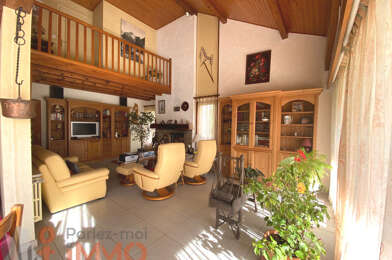 Maison 9 pièces 530000 €