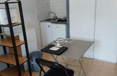 location appartement 380 € CC /mois à proximité de Uzein (64230)