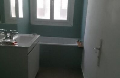 location appartement 830 € CC /mois à proximité de Uzein (64230)