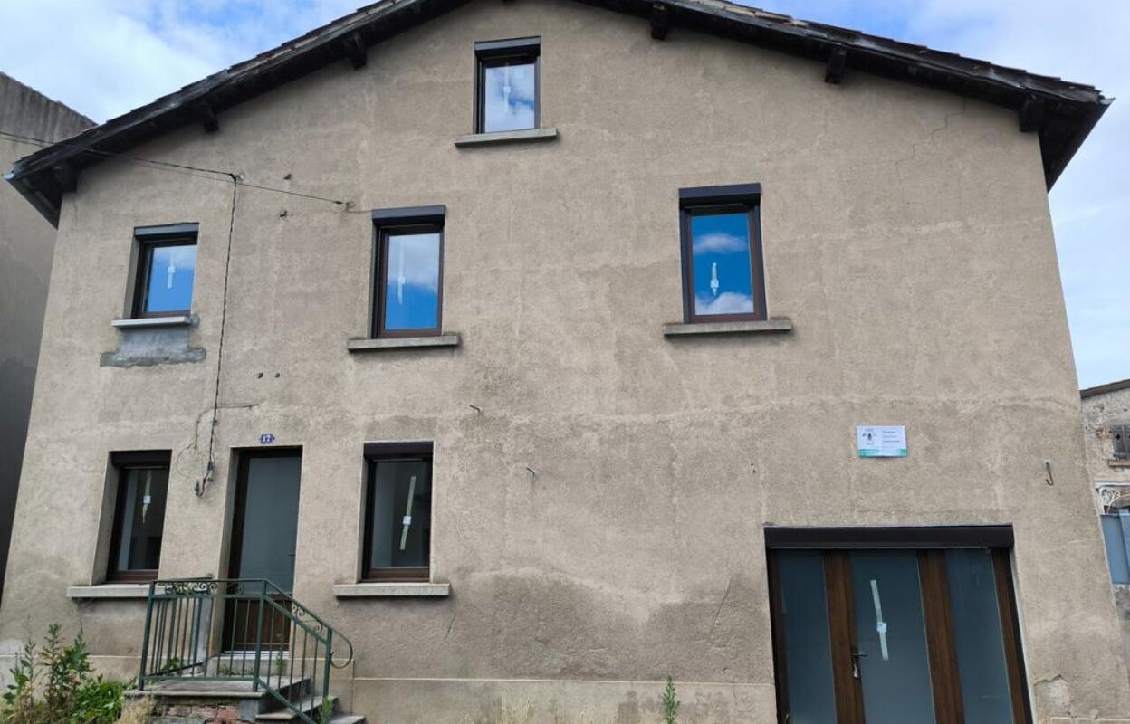 immeuble  pièces 104 m2 à vendre à Billom (63160)