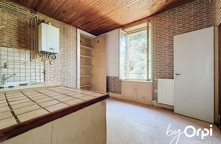 lot de 5 appartements avec grenier, caves, et stationnement — photo 2