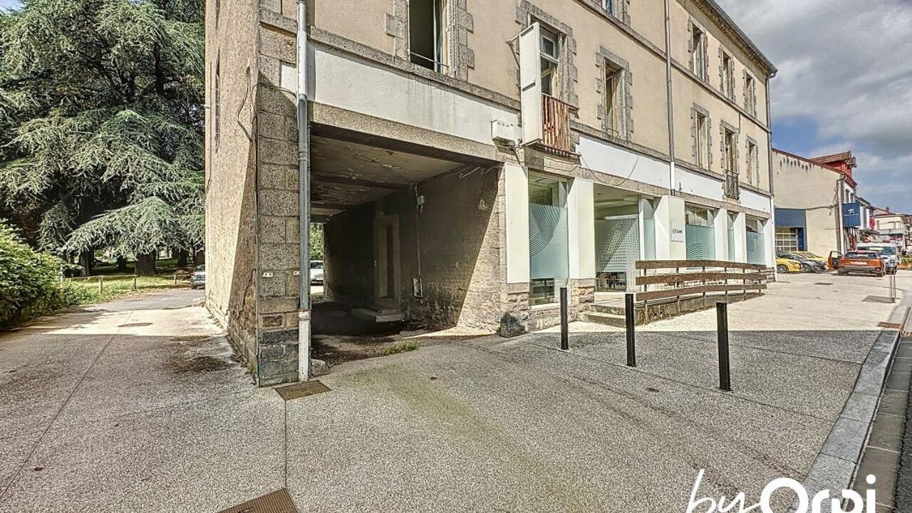 appartement 4 pièces 92 m2 à vendre à Saint-Éloy-les-Mines (63700)