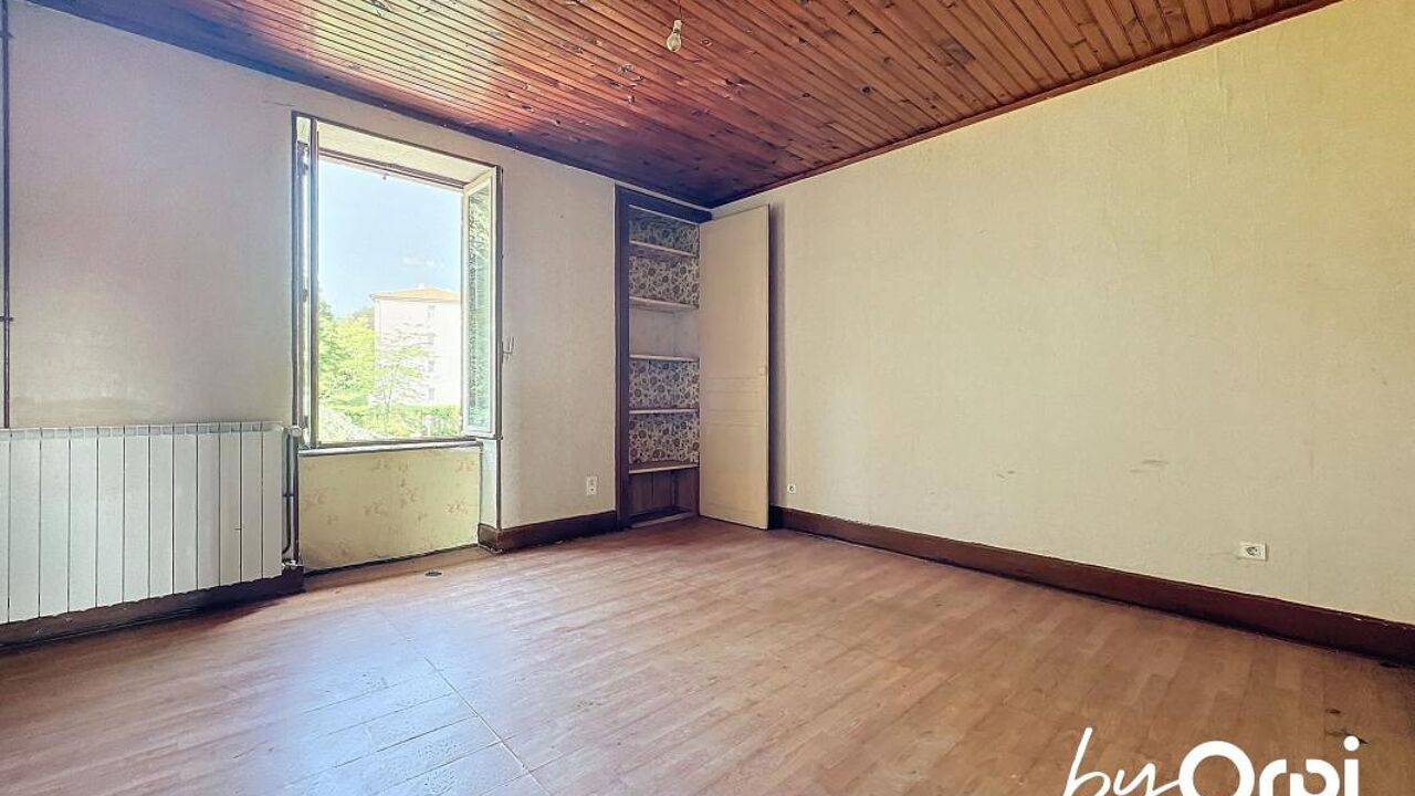 appartement 4 pièces 92 m2 à vendre à Saint-Éloy-les-Mines (63700)