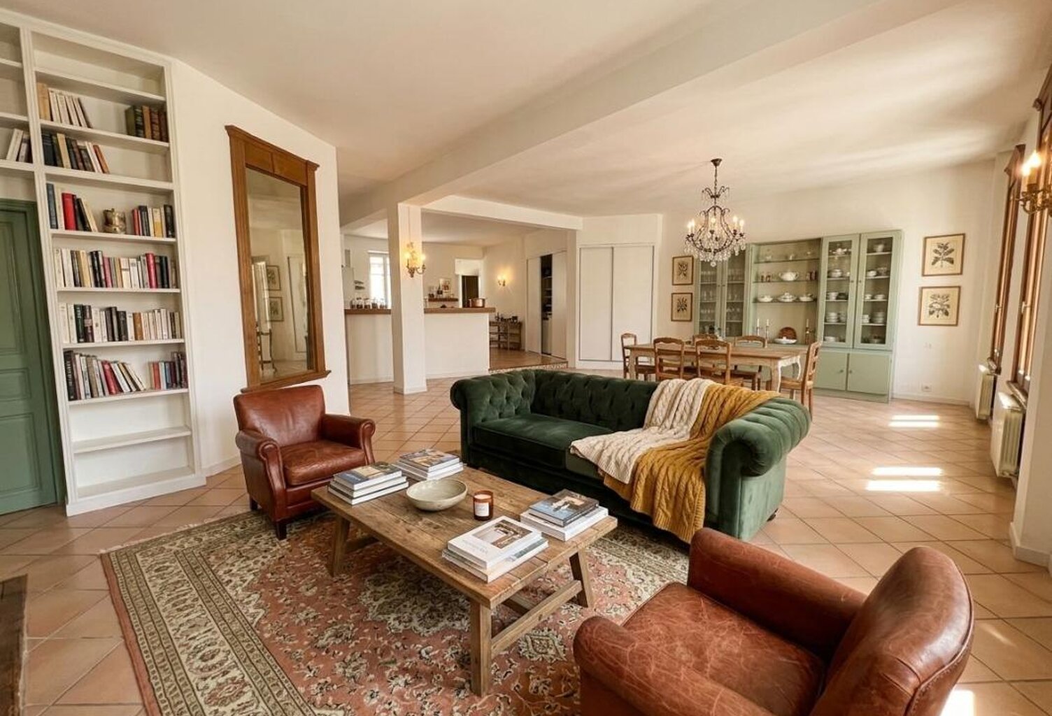 Appartement Avignon Intra-Muros 4 pièce(s) 157.90 m² — photo 1