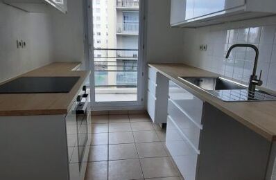 location appartement 815 € CC /mois à proximité de Charbonnières-les-Bains (69260)