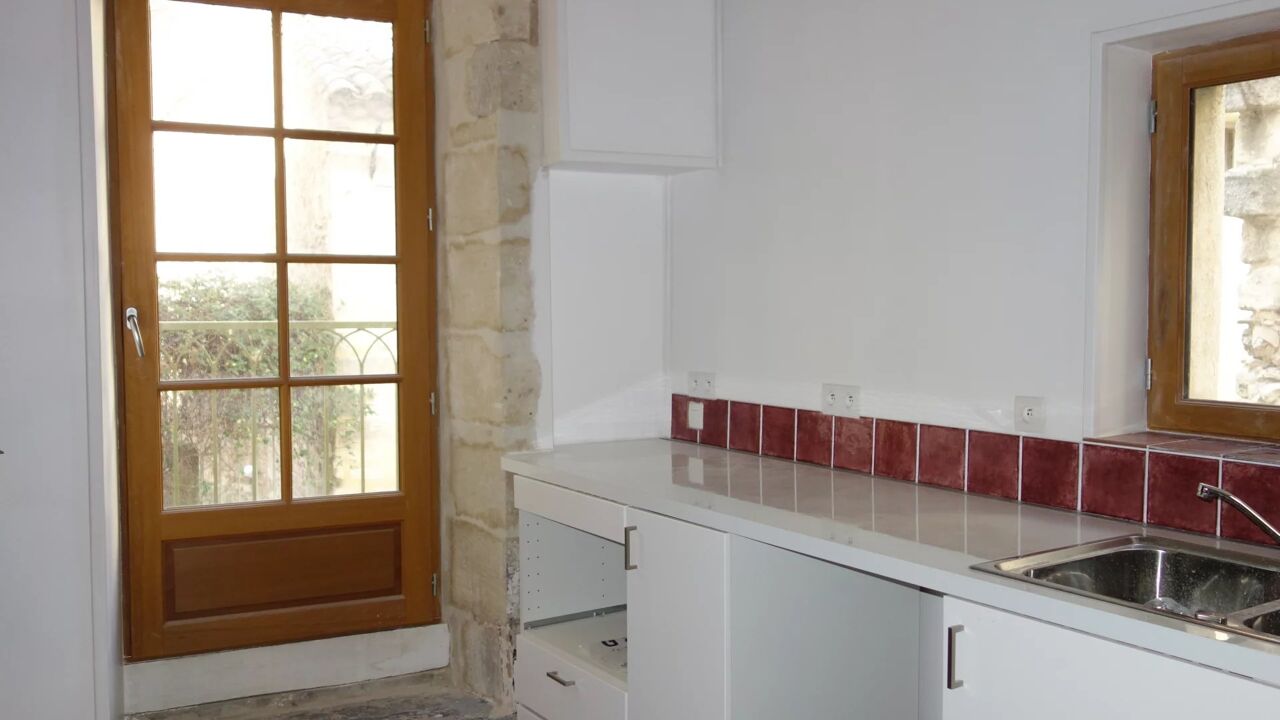 appartement 4 pièces 79 m2 à louer à Uzès (30700)