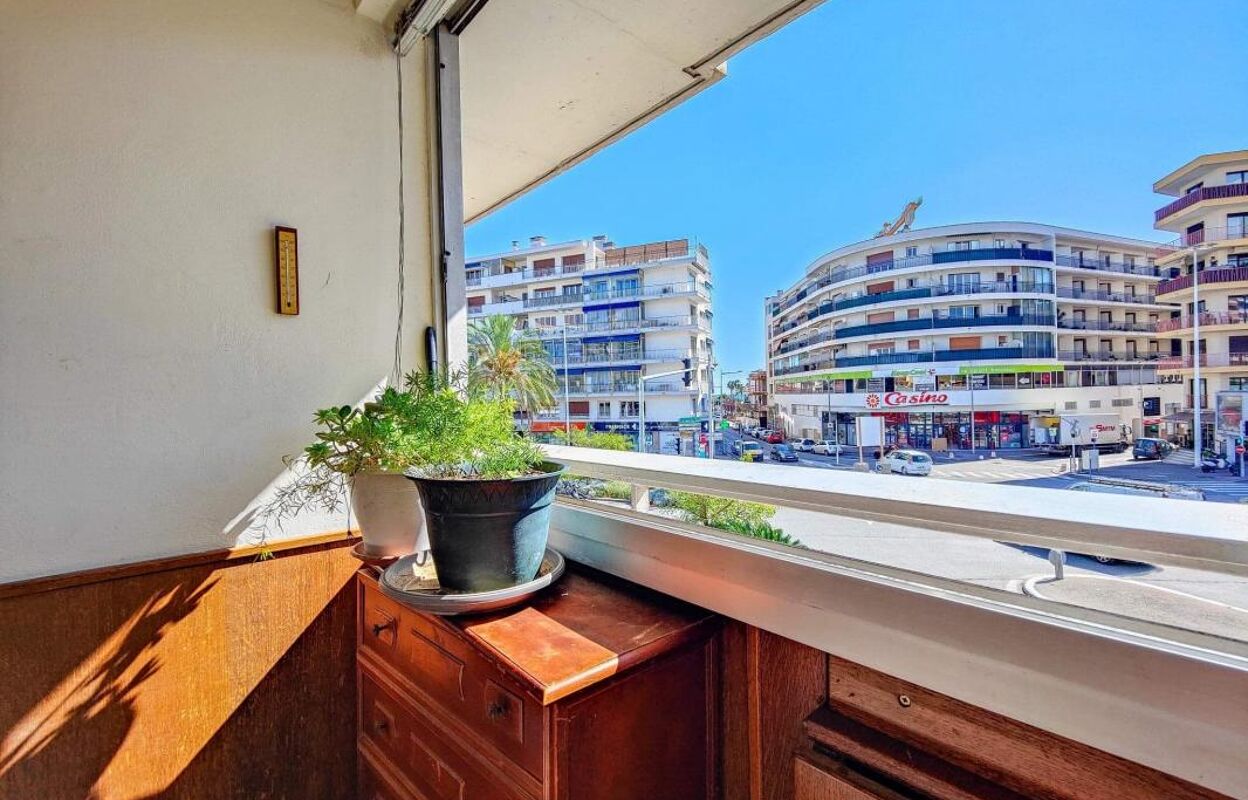 appartement 2 pièces 44 m2 à vendre à Cagnes-sur-Mer (06800)