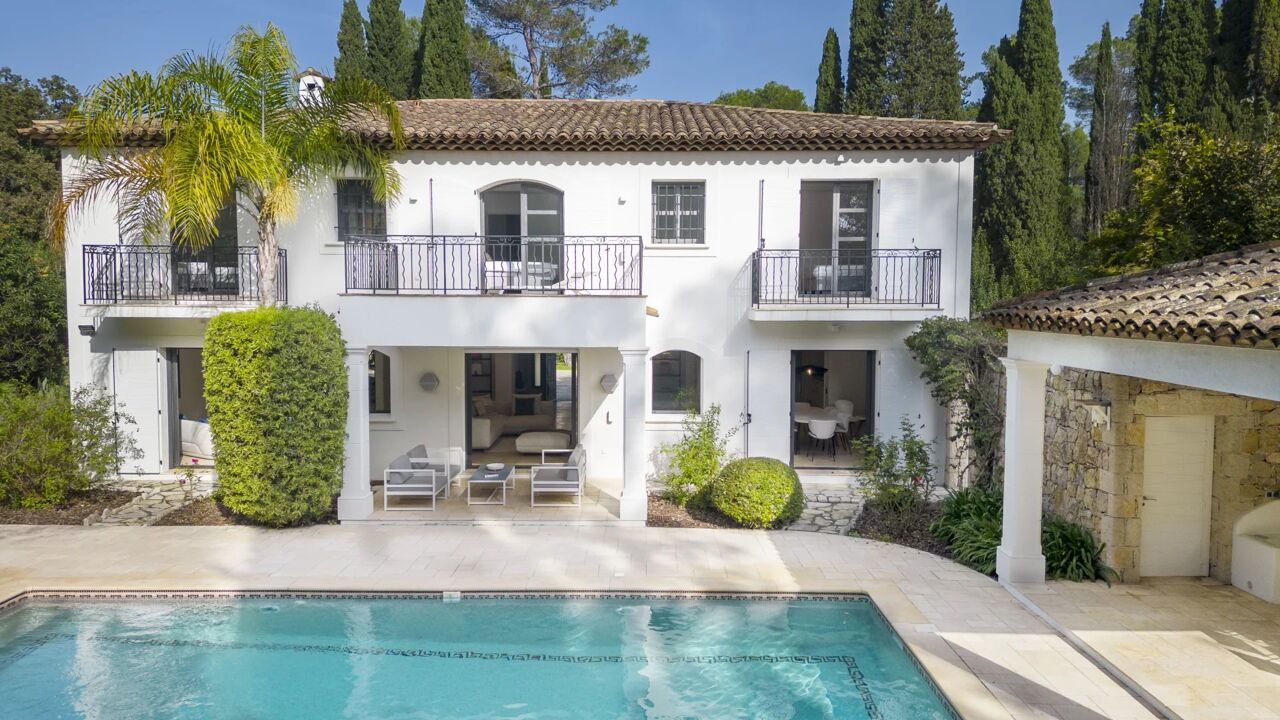 maison 9 pièces 345 m2 à vendre à Mougins (06250)