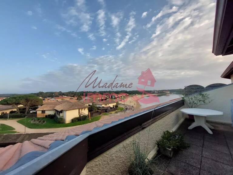 Terrasse avec vue sur le lac — photo 1