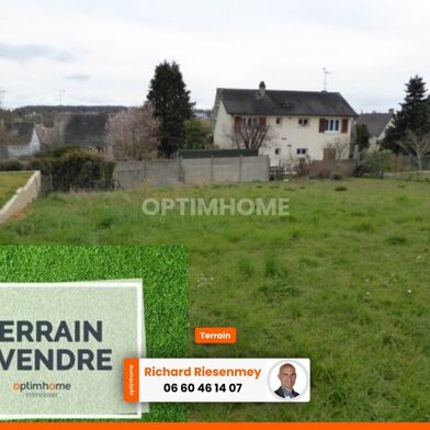 Terrain 561 m²