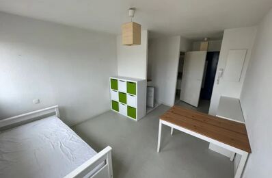 location appartement 700 € CC /mois à proximité de Sainte-Eulalie (33560)