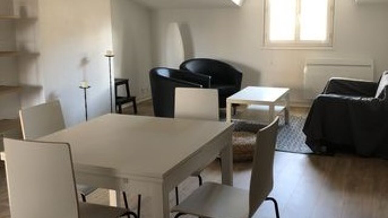 appartement 2 pièces 55 m2 à louer à Bordeaux (33300)