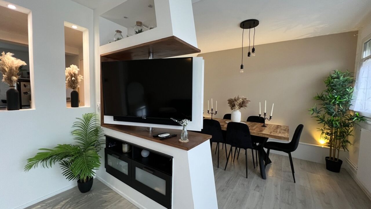 appartement 4 pièces 68 m2 à vendre à Petit-Couronne (76650)