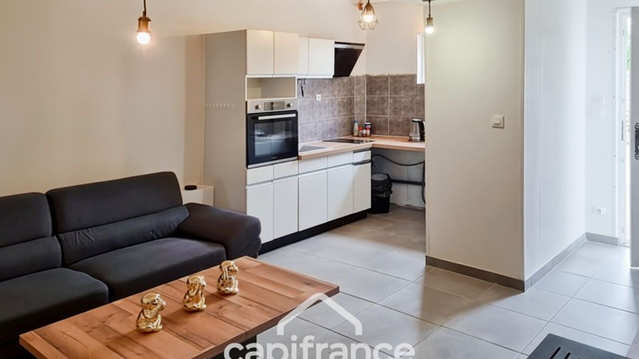 maison 2 pièces 41 m2 à vendre à Saint-Jean-les-Deux-Jumeaux (77660)