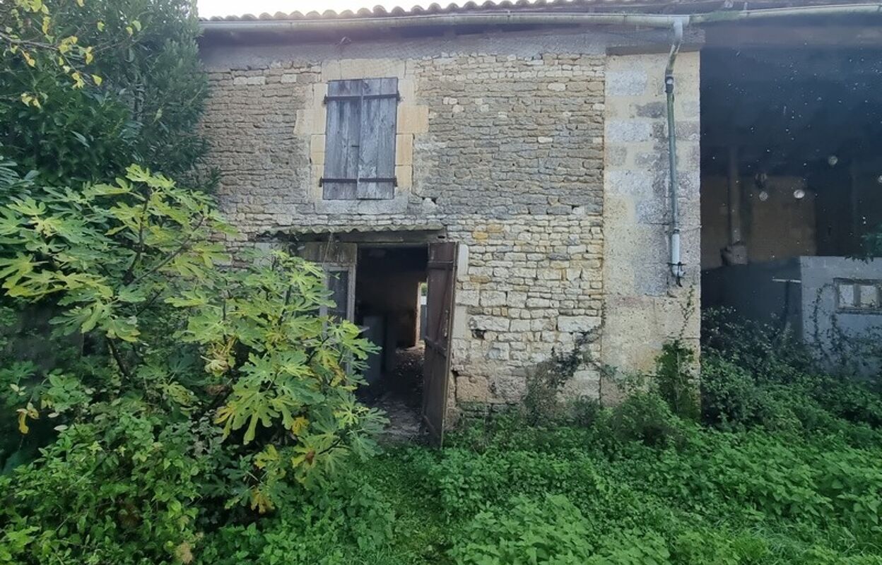 maison 1 pièces 108 m2 à vendre à Surgères (17700)