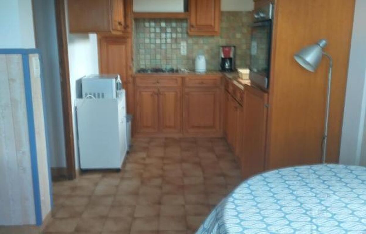 appartement 2 pièces 47 m2 à louer à La Bastidonne (84120)