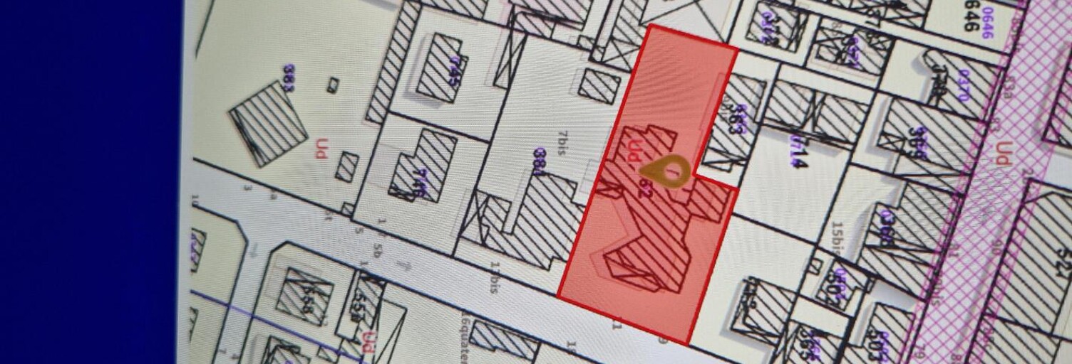 Terrain   m² à vendre à Saint-Pierre (97410)