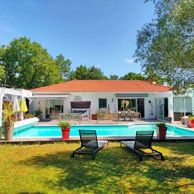 Maison 8 pièces 696000 €