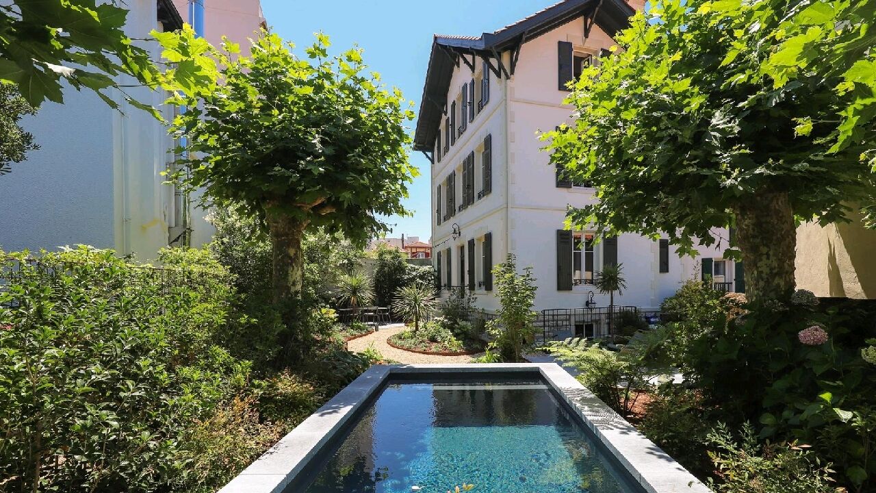 maison 9 pièces 240 m2 à vendre à Biarritz (64200)