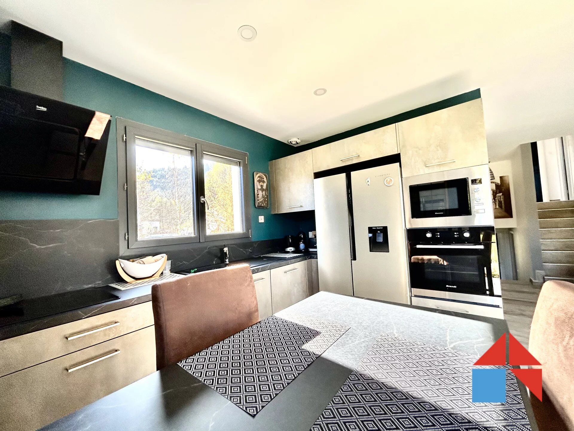 Photo À Vendre : Magnifique Maison Moderne de 2021 à Gérardmer image 2/4
