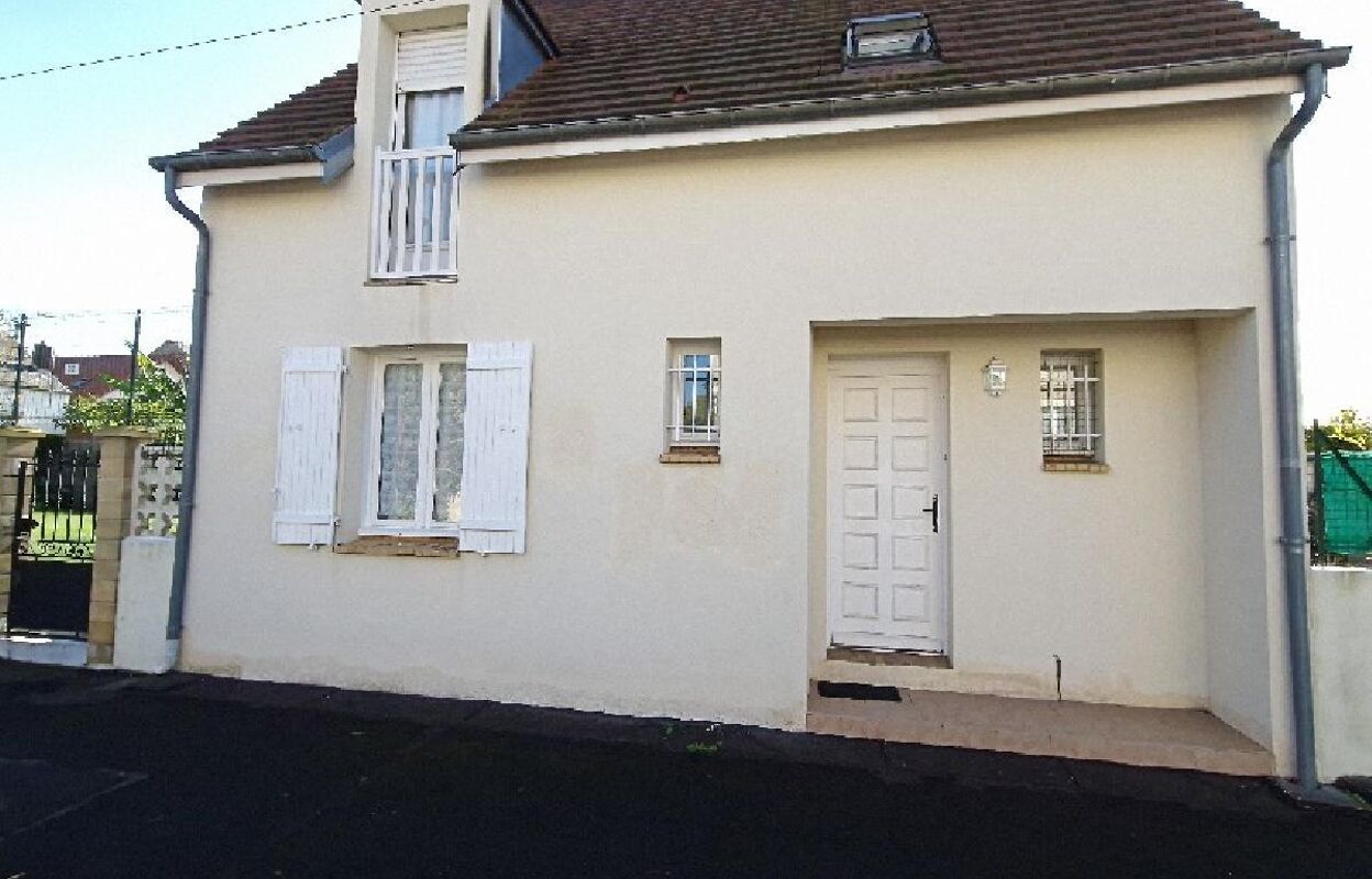 maison 5 pièces 80 m2 à vendre à Nogent-sur-Oise (60180)