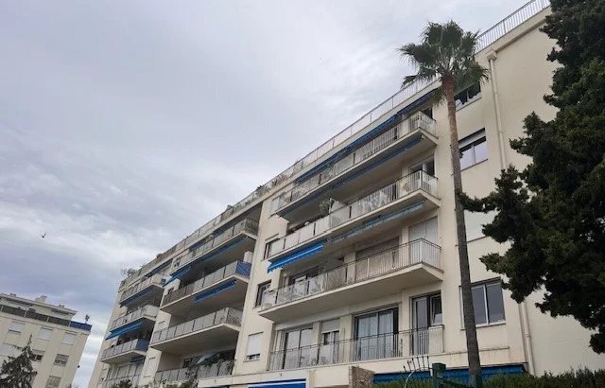 appartement 3 pièces 74 m2 à louer à Nice (06200)