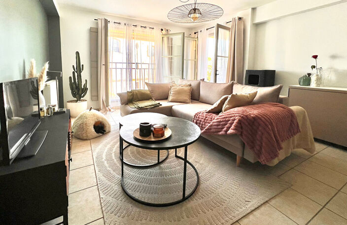 A vendre - appartement T2 de 50.74 m² sur Uzès — photo 2