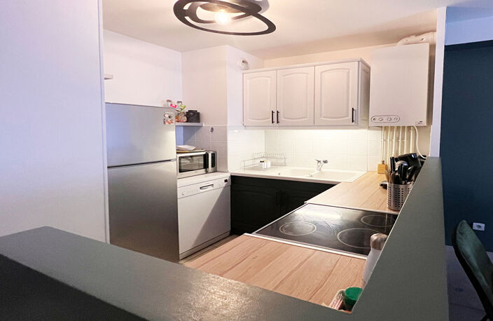 A vendre - appartement T2 de 50.74 m² sur Uzès — photo 4