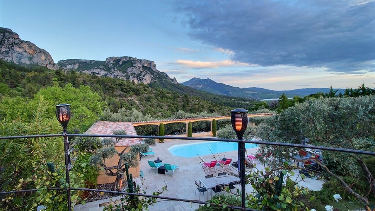 maison 8 pièces 209 m2 à vendre à Moustiers-Sainte-Marie (04360)