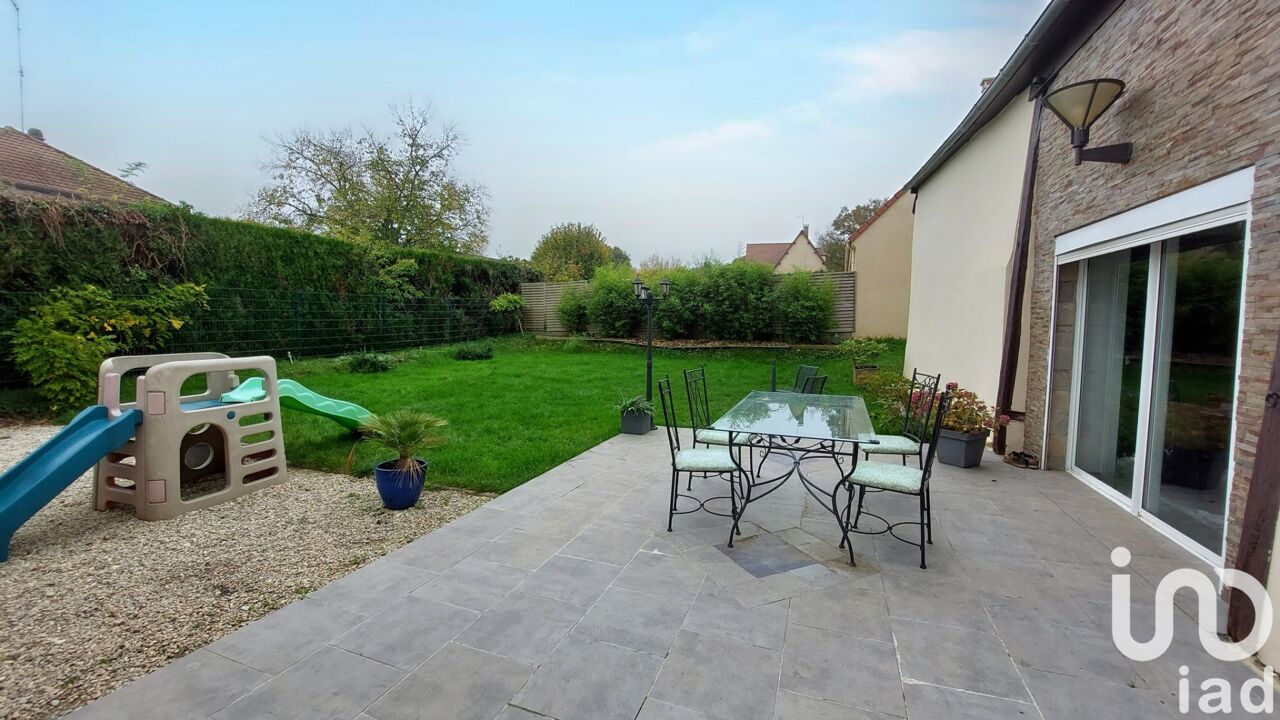 maison 8 pièces 220 m2 à vendre à Chartres (28000)