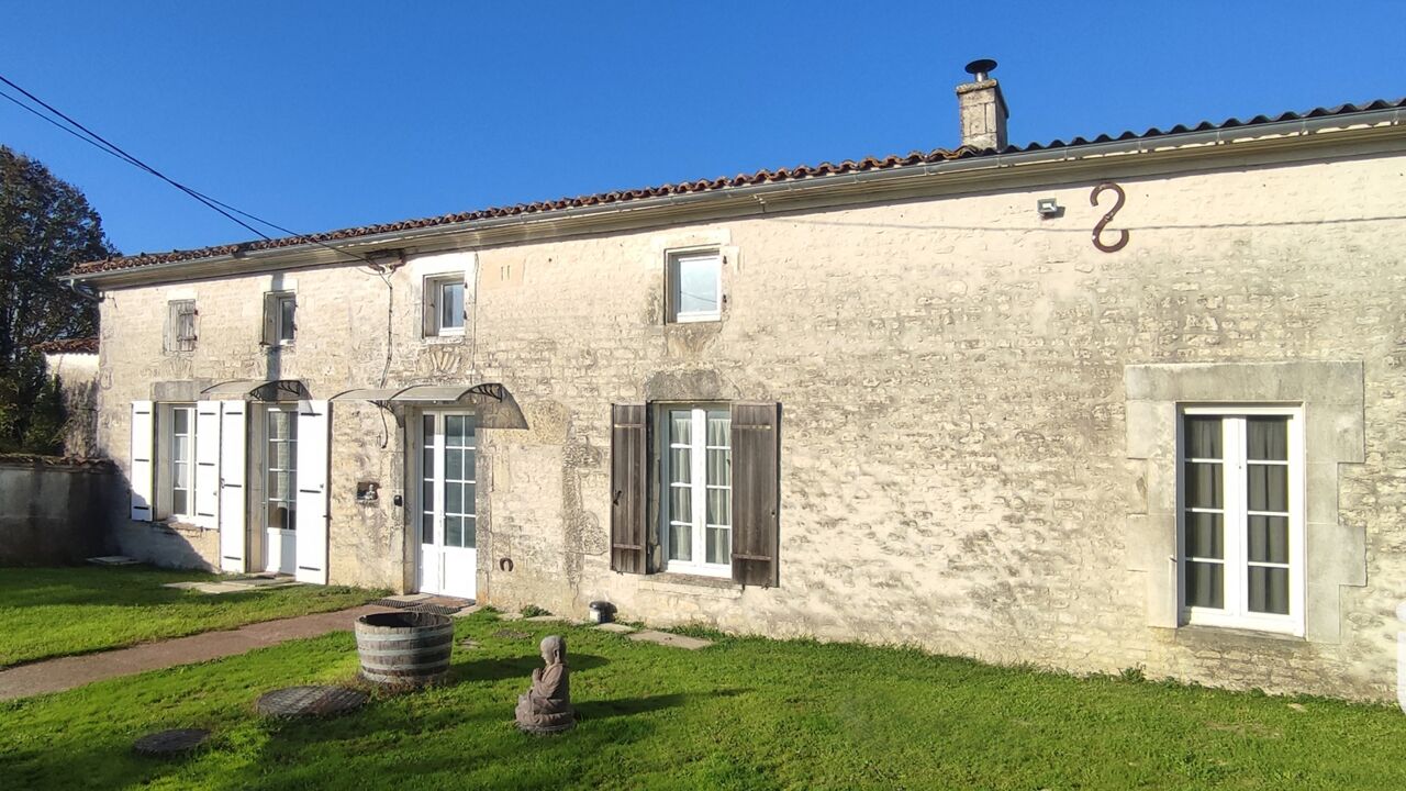 maison 6 pièces 134 m2 à vendre à Massac (17490)