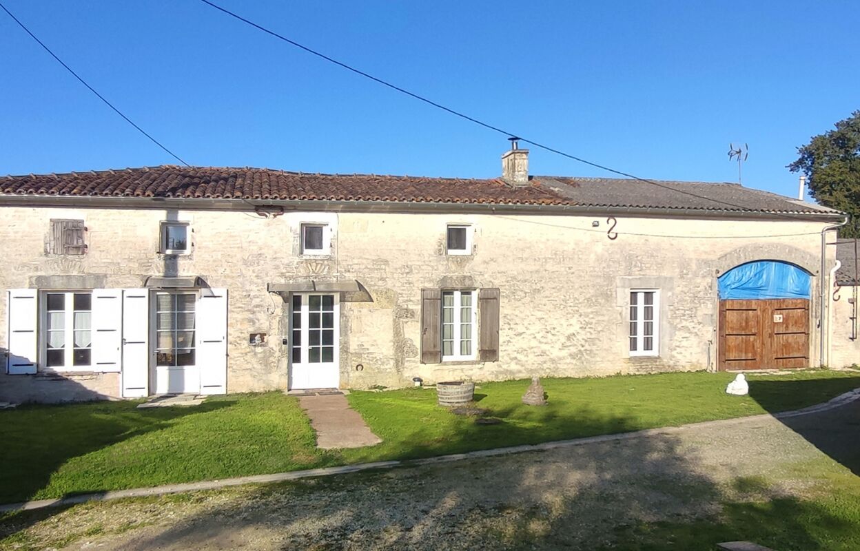 maison 6 pièces 134 m2 à vendre à Massac (17490)