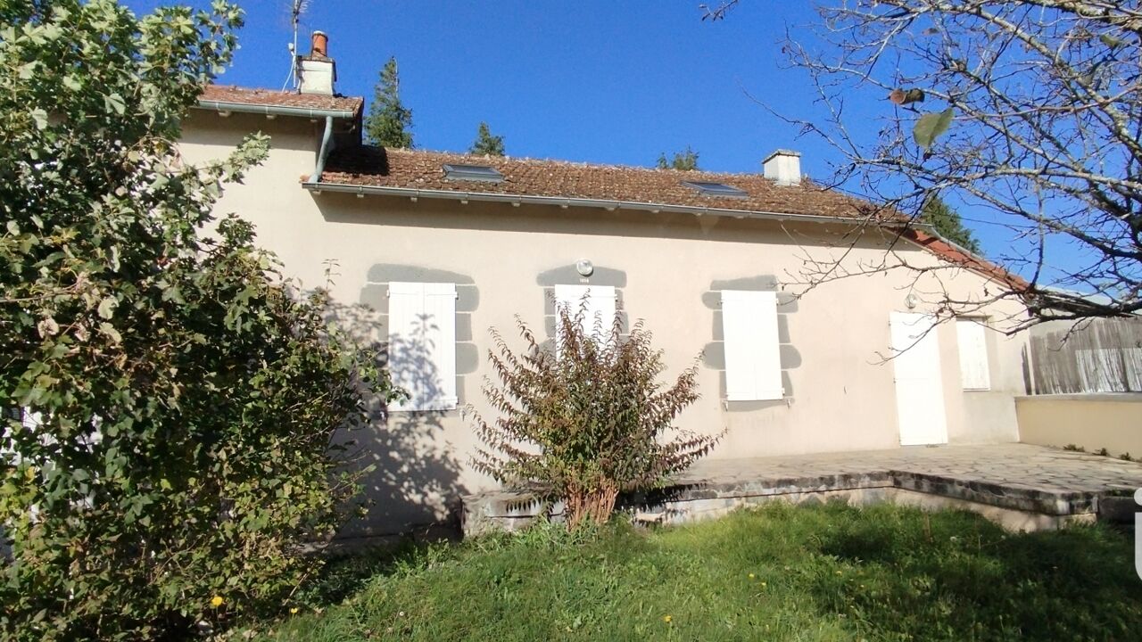 maison 4 pièces 94 m2 à vendre à Aurillac (15000)