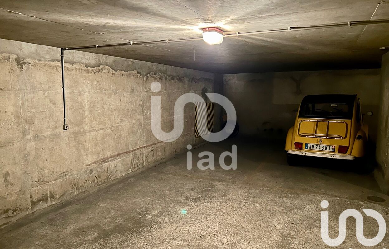 garage  pièces 10 m2 à vendre à Paris 15 (75015)