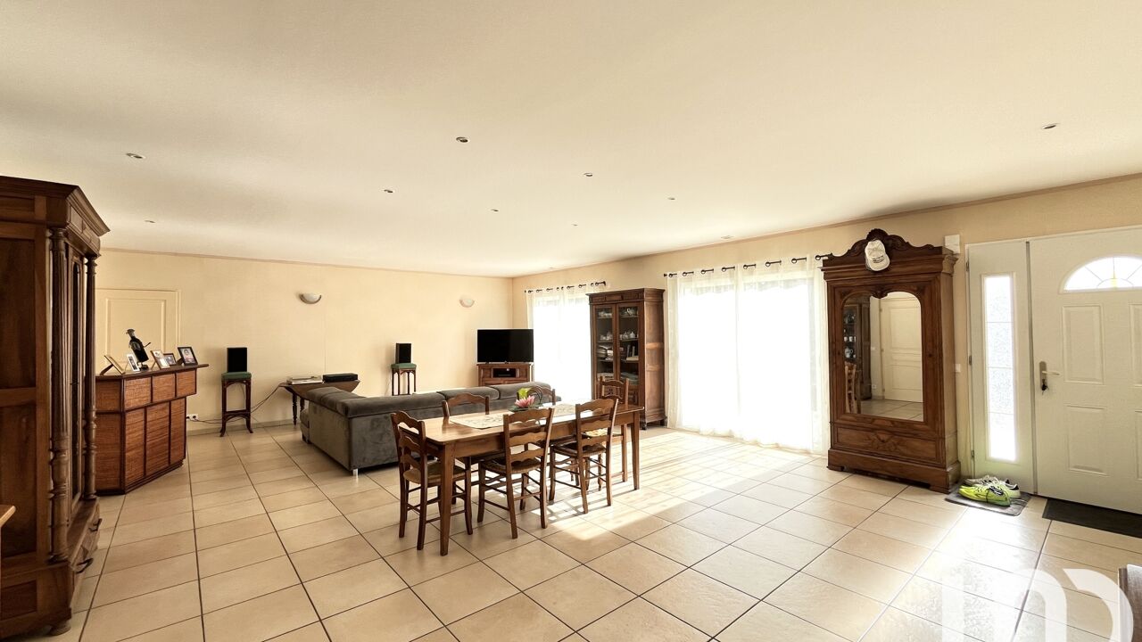 maison 4 pièces 176 m2 à vendre à Carennac (46110)