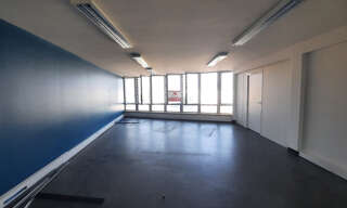 Commerce 1 Pièce 45 m² à louer à Marseille 15 (13015)