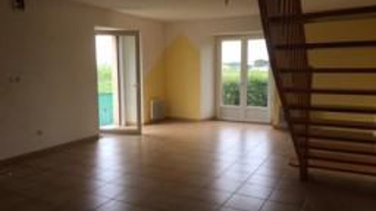 appartement 4 pièces 82 m2 à louer à La Réole (33190)