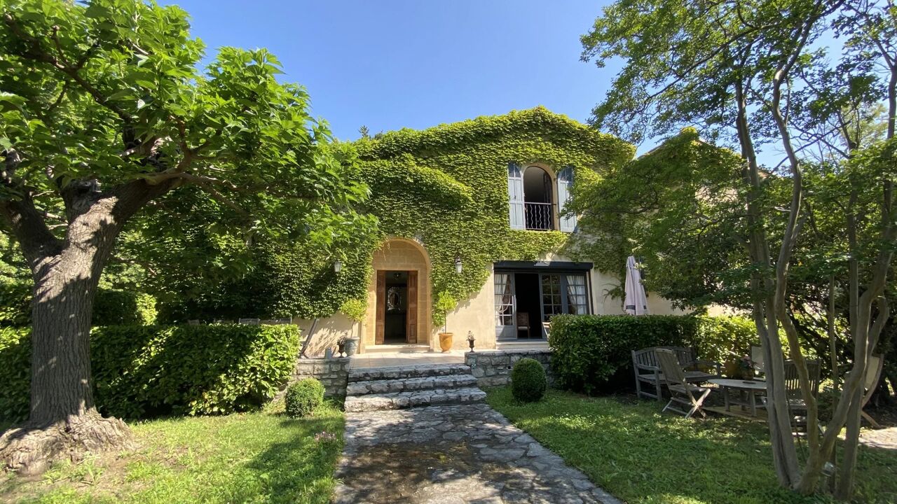 maison 9 pièces 297 m2 à vendre à Salon-de-Provence (13300)