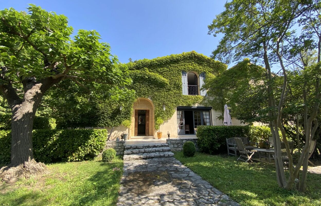 maison 9 pièces 297 m2 à vendre à Salon-de-Provence (13300)