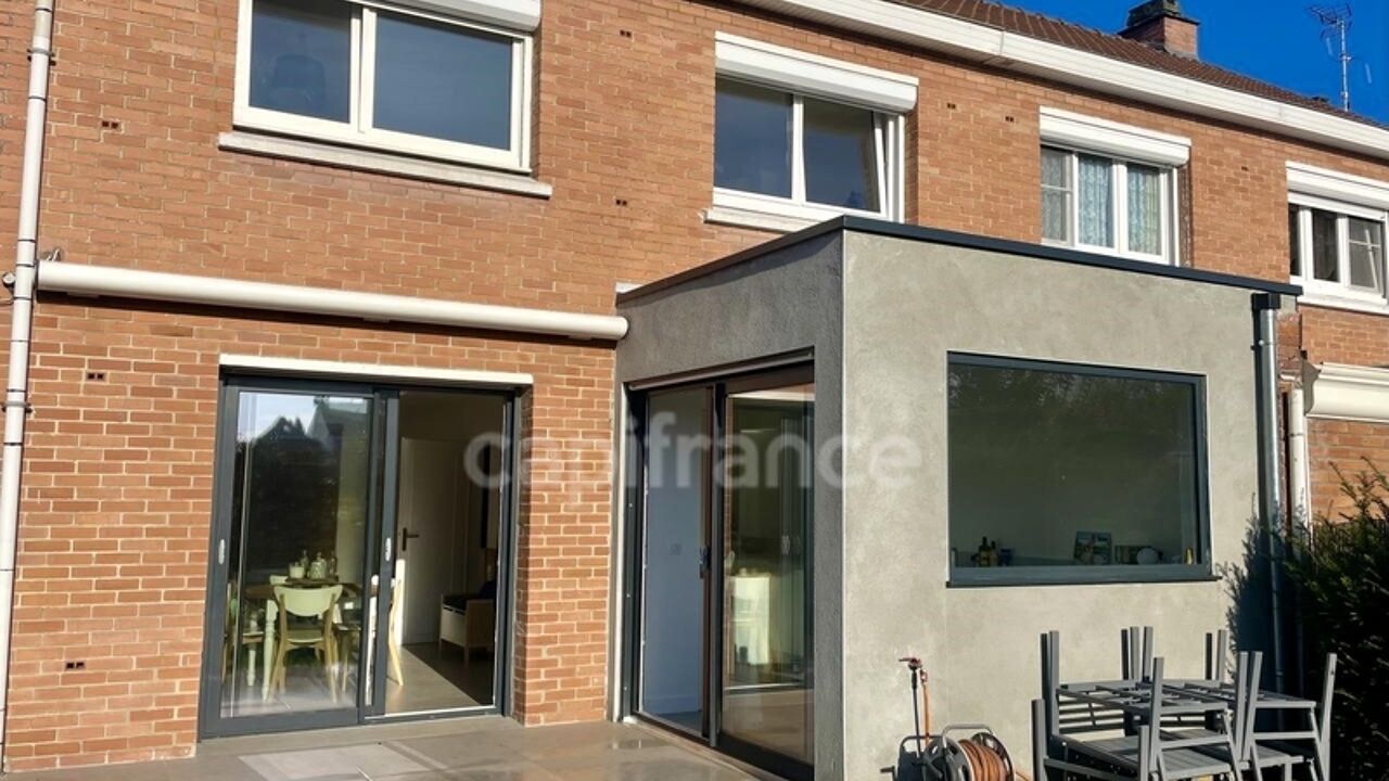 maison 5 pièces 94 m2 à vendre à Neuville-en-Ferrain (59960)