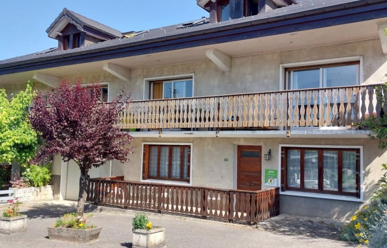 maison 14 pièces 423 m2 à vendre à La Balme-de-Sillingy (74330)