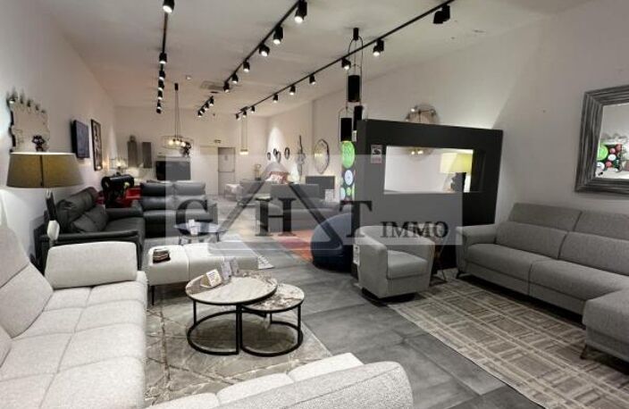 BATIMENT COMMERCIAL A VENDRE — photo 4