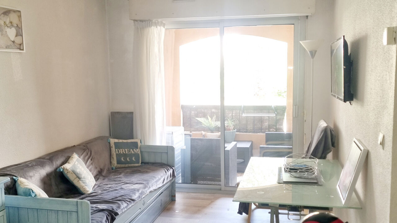 appartement 2 pièces 25 m2 à vendre à Fréjus (83600)