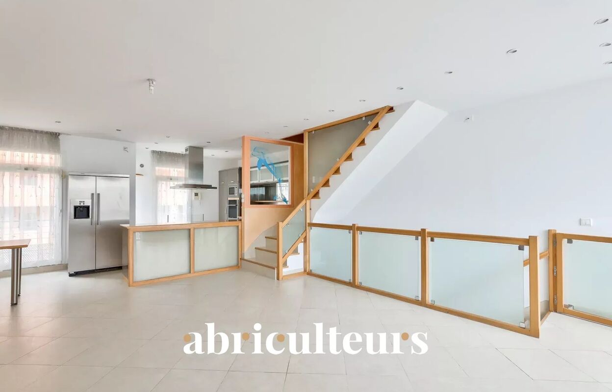 maison 5 pièces 125 m2 à vendre à Noisy-le-Sec (93130)