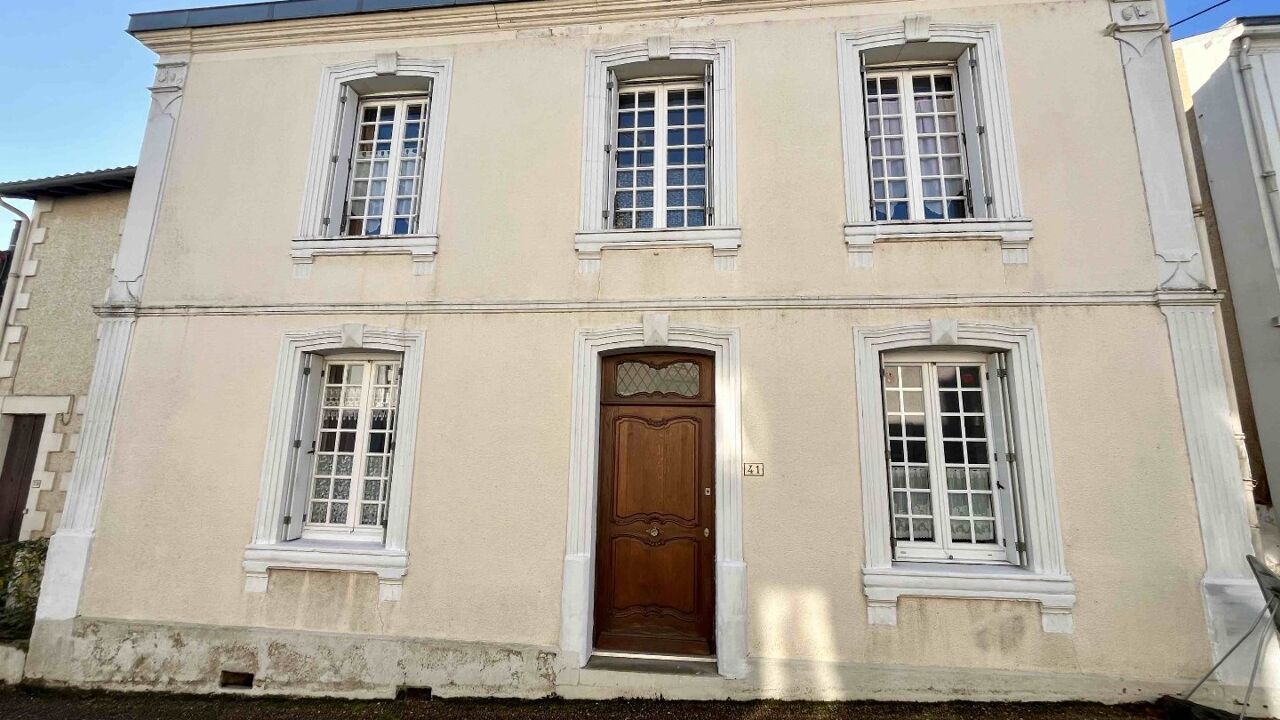 maison 4 pièces 153 m2 à vendre à Availles-Limouzine (86460)