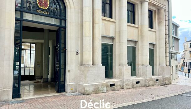 Local commercial 4 pièces  à vendre Poitiers 86000